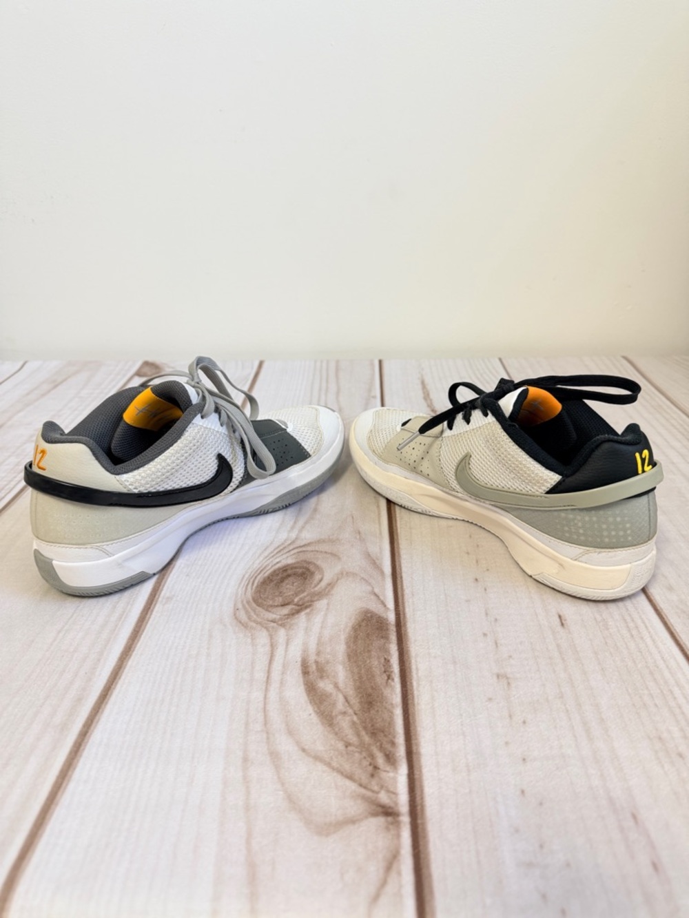 Nike Mens JA 1 Basketball Shoes Size 9 White Smoke Gray Black Lace up Low Top - Picture 6 of 10